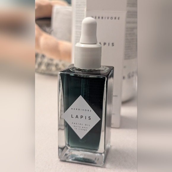 LAPIS Blue Tansy Face Oil - Picture 4 of 4